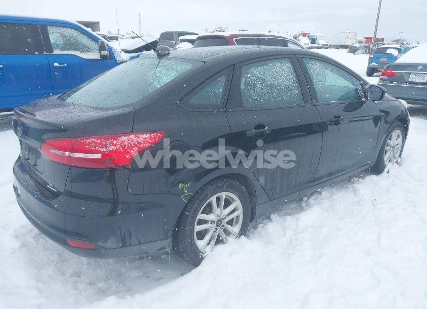 Photo 4 of 2016 Ford Focus SE (VIN 1FADP3F23GL312223)