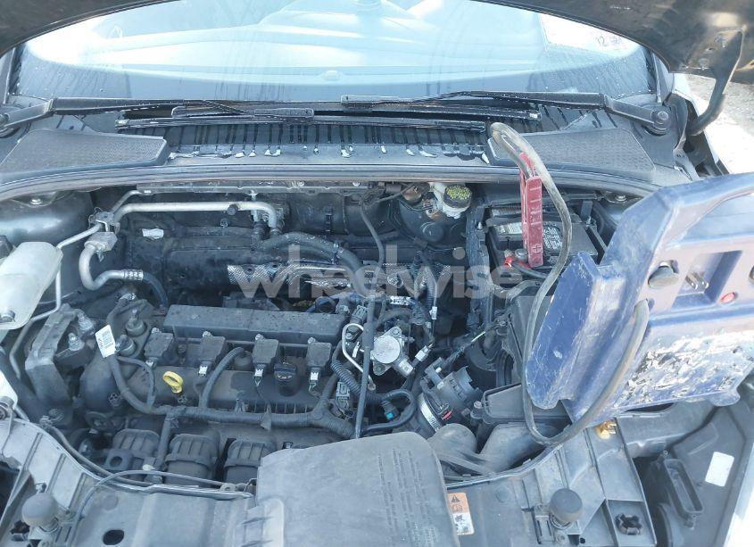 Photo 10 of 2016 Ford Focus SE (VIN 1FADP3F23GL357131)