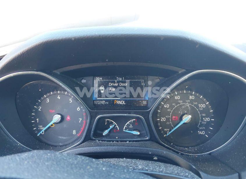 Photo 7 of 2016 Ford Focus SE (VIN 1FADP3F23GL357131)