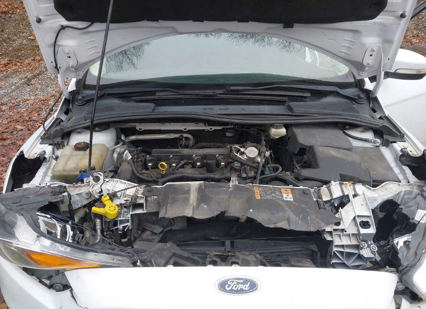 Photo 10 of 2017 Ford Focus SE (VIN 1FADP3F23HL216710)