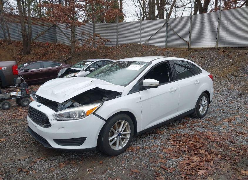 Photo 2 of 2017 Ford Focus SE (VIN 1FADP3F23HL216710)