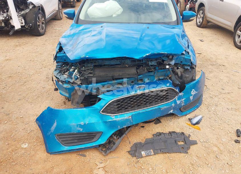 Photo 6 of 2017 Ford Focus SE (VIN 1FADP3F23HL220837)