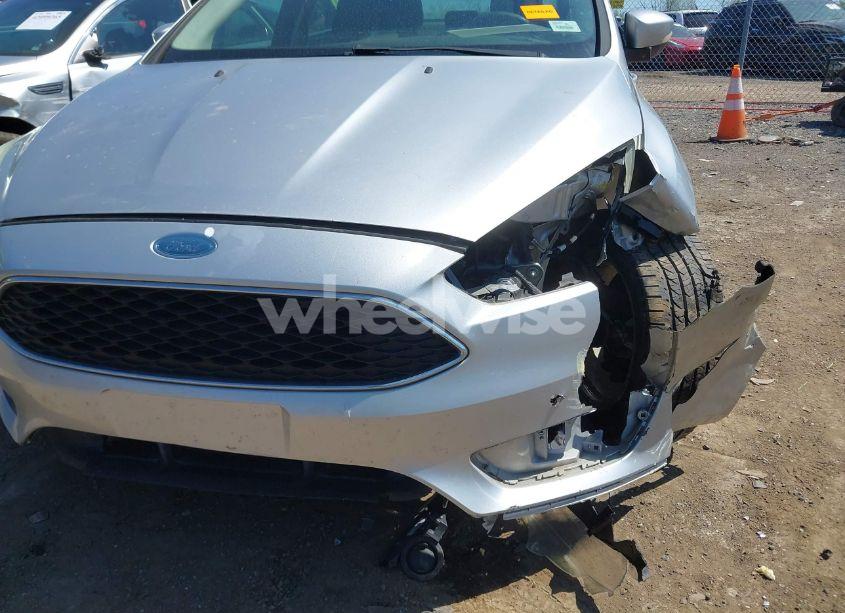 Photo 6 of 2017 Ford Focus SE (VIN 1FADP3F23HL286837)