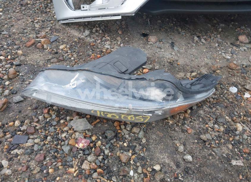 Photo 12 of 2017 Ford Focus SE (VIN 1FADP3F23HL300025)