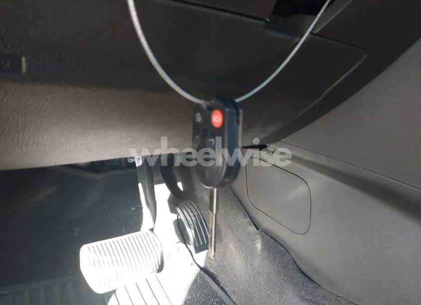 Photo 11 of 2017 Ford Focus SE (VIN 1FADP3F23HL324633)