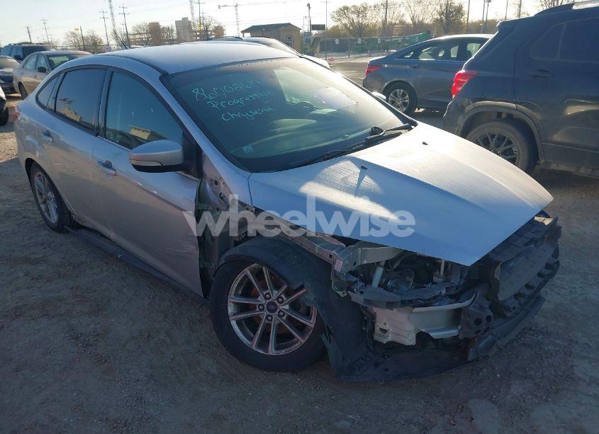 Photo 6 of 2017 Ford Focus SE (VIN 1FADP3F23HL324633)