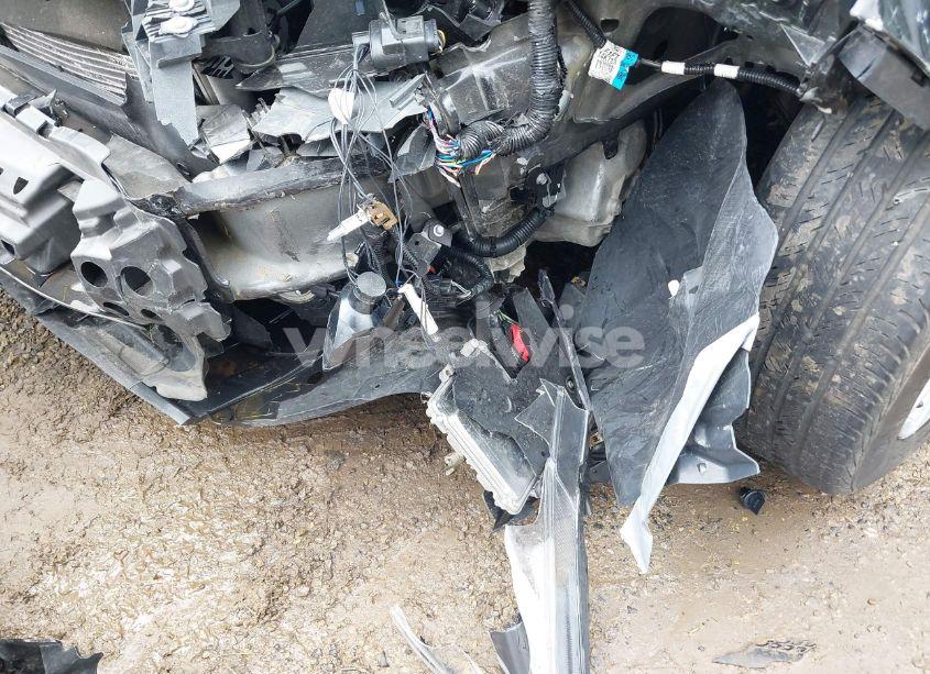 Photo 20 of 2017 Ford Focus SE (VIN 1FADP3F23HL346826)