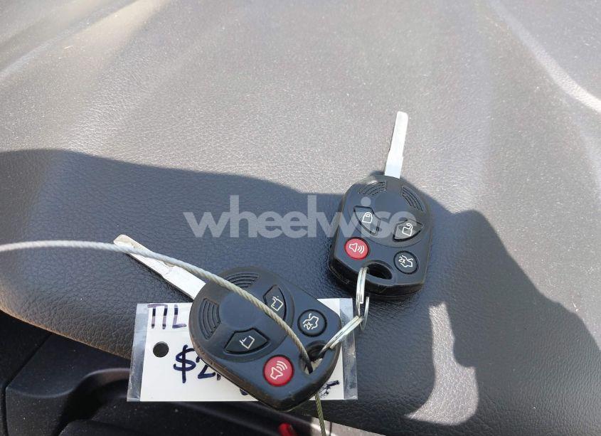 Photo 11 of 2018 Ford Focus SE (VIN 1FADP3F23JL251138)