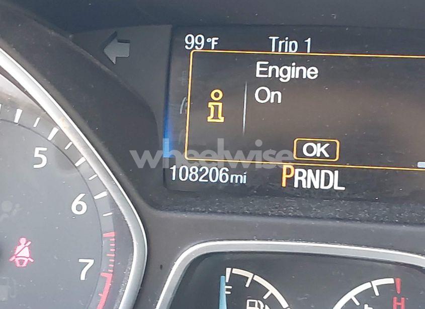 Photo 15 of 2018 Ford Focus SE (VIN 1FADP3F23JL251138)