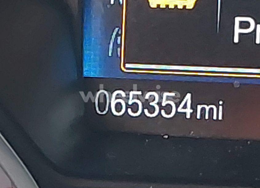 Photo 16 of 2018 Ford Focus SE (VIN 1FADP3F23JL278985)