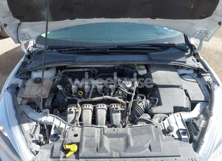 Photo 10 of 2018 Ford Focus SE (VIN 1FADP3F23JL279926)