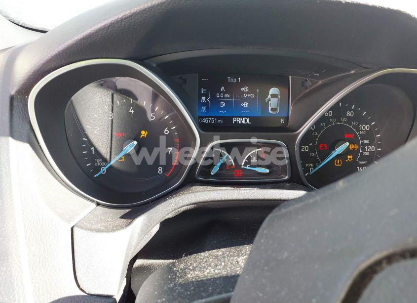 Photo 7 of 2018 Ford Focus SE (VIN 1FADP3F23JL309989)