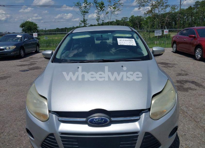 Photo 6 of 2013 Ford Focus SE (VIN 1FADP3F24DL104525)