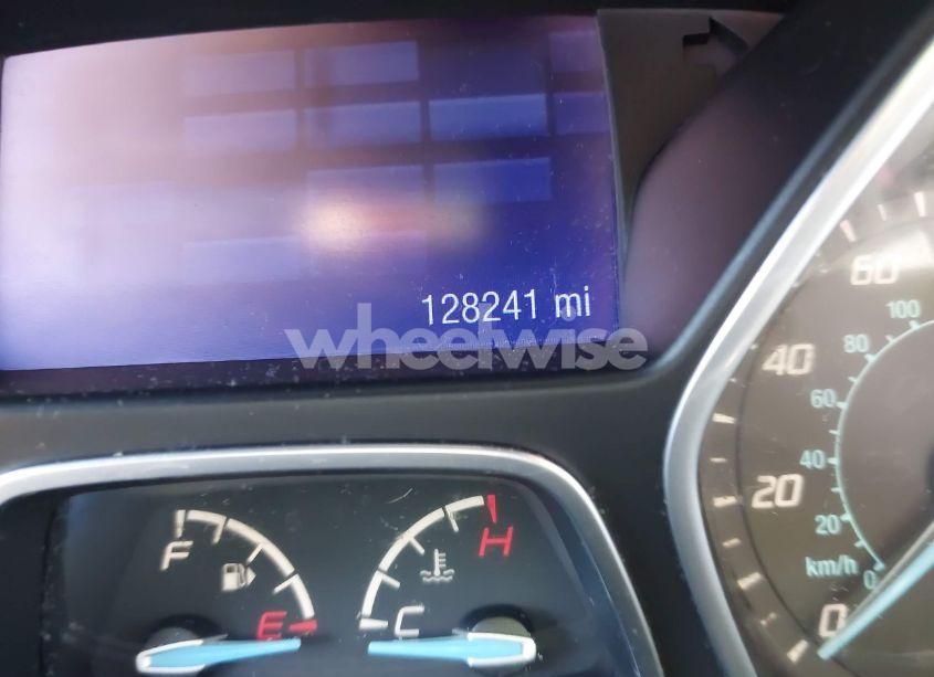 Photo 7 of 2013 Ford Focus SE (VIN 1FADP3F24DL104525)