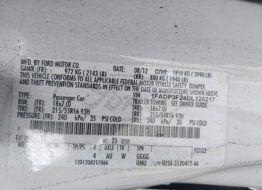 Photo 9 of 2013 Ford Focus SE (VIN 1FADP3F24DL126217)