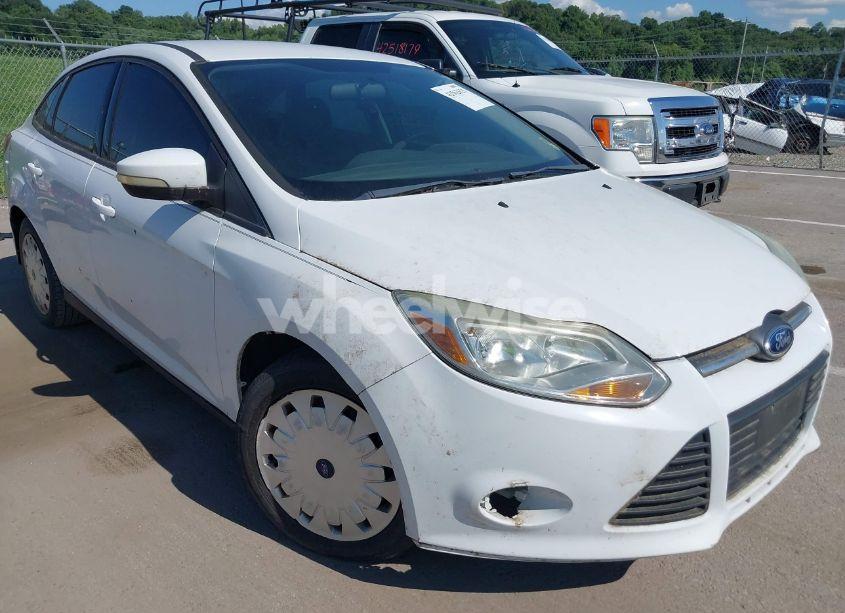 Photo 6 of 2013 Ford Focus SE (VIN 1FADP3F24DL144698)