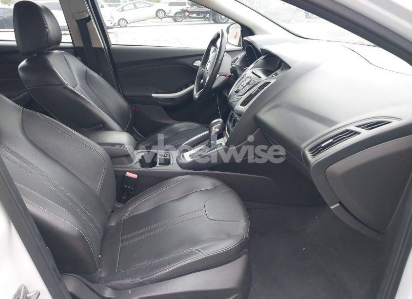 Photo 5 of 2013 Ford Focus SE (VIN 1FADP3F24DL152798)