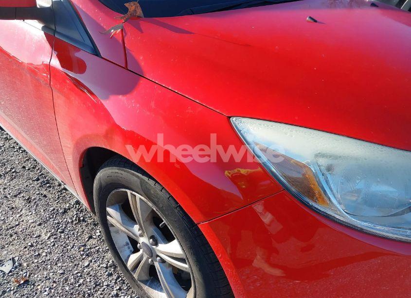 Photo 14 of 2013 Ford Focus SE (VIN 1FADP3F24DL168175)