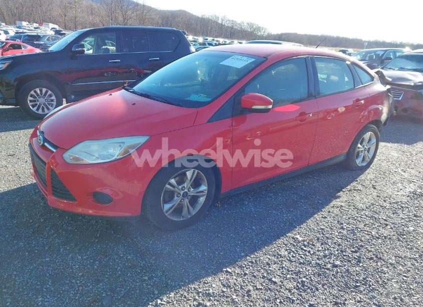 Photo 2 of 2013 Ford Focus SE (VIN 1FADP3F24DL168175)