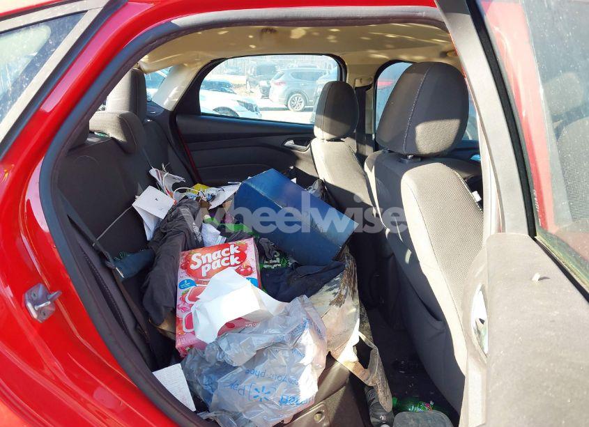 Photo 8 of 2013 Ford Focus SE (VIN 1FADP3F24DL168175)