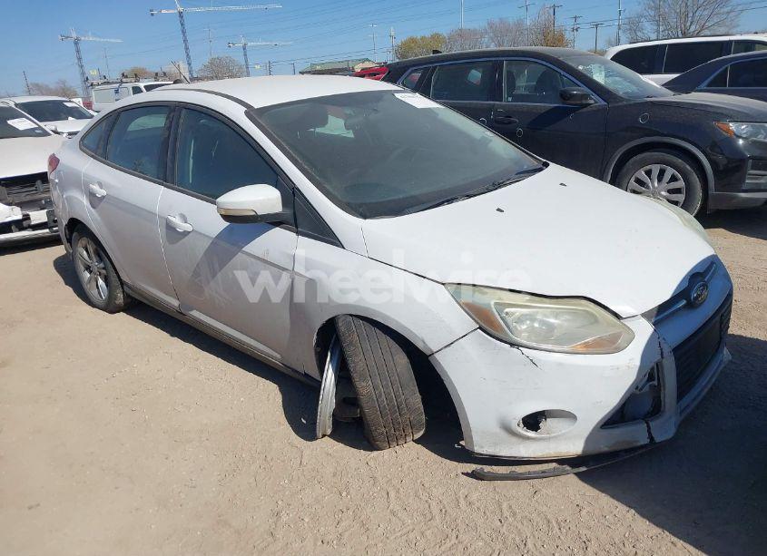 2013 Ford Focus SE (VIN 1FADP3F24DL202843) main photo