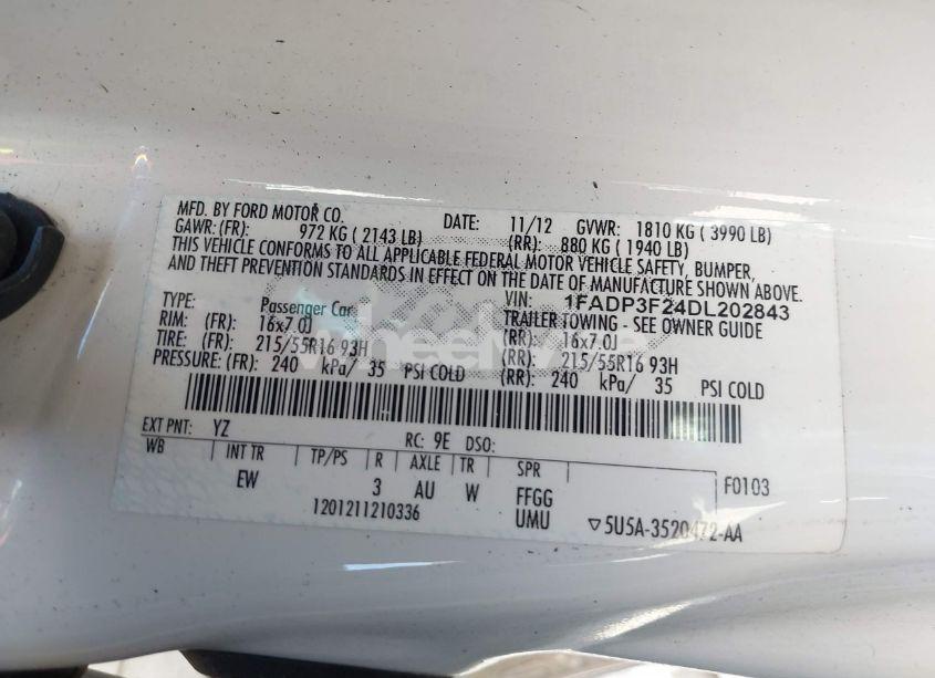 Photo 9 of 2013 Ford Focus SE (VIN 1FADP3F24DL202843)