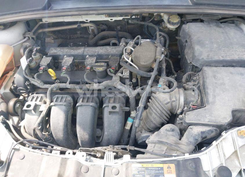 Photo 10 of 2013 Ford Focus SE (VIN 1FADP3F24DL241965)