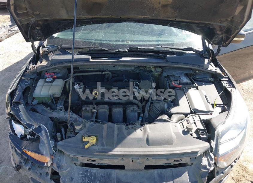 Photo 10 of 2013 Ford Focus SE (VIN 1FADP3F24DL243750)