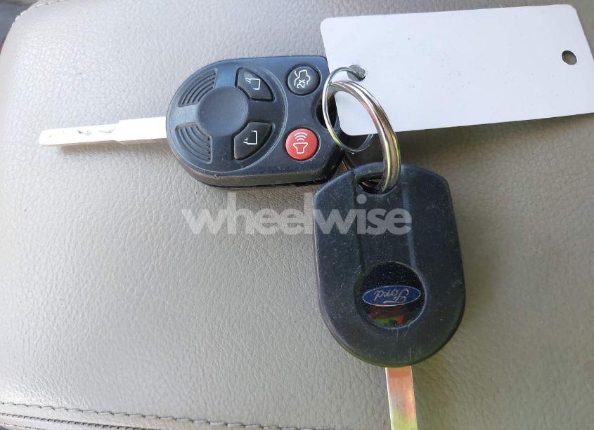 Photo 11 of 2013 Ford Focus SE (VIN 1FADP3F24DL243750)