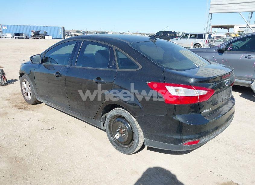 Photo 3 of 2013 Ford Focus SE (VIN 1FADP3F24DL243750)