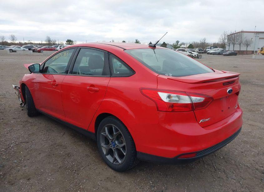Photo 3 of 2013 Ford Focus SE (VIN 1FADP3F24DL262430)