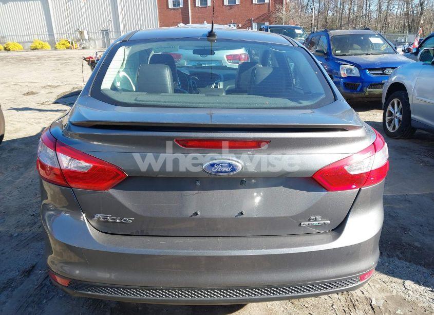 Photo 16 of 2013 Ford Focus SE (VIN 1FADP3F24DL265652)