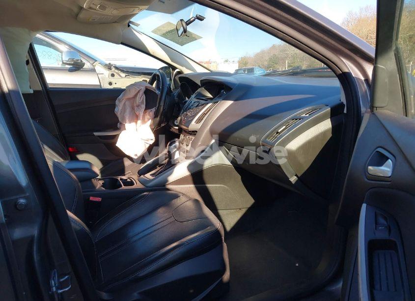 Photo 5 of 2013 Ford Focus SE (VIN 1FADP3F24DL265652)