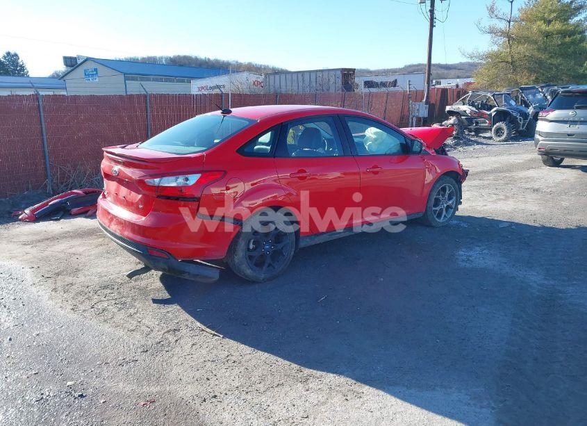 Photo 4 of 2013 Ford Focus SE (VIN 1FADP3F24DL285089)