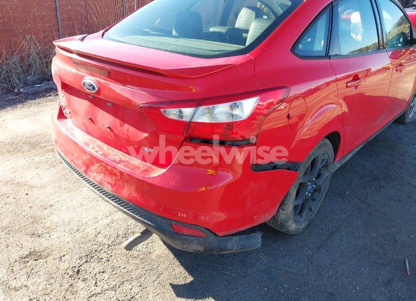 Photo 6 of 2013 Ford Focus SE (VIN 1FADP3F24DL285089)