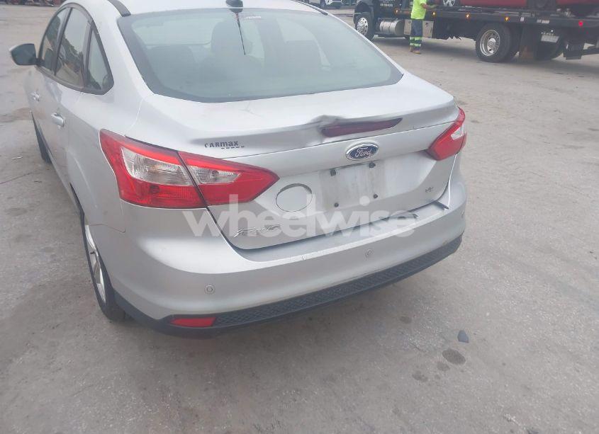 Photo 6 of 2013 Ford Focus SE (VIN 1FADP3F24DL323386)