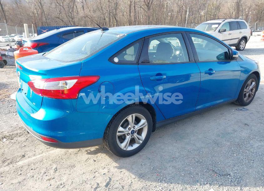 Photo 4 of 2013 Ford Focus SE (VIN 1FADP3F24DL335747)