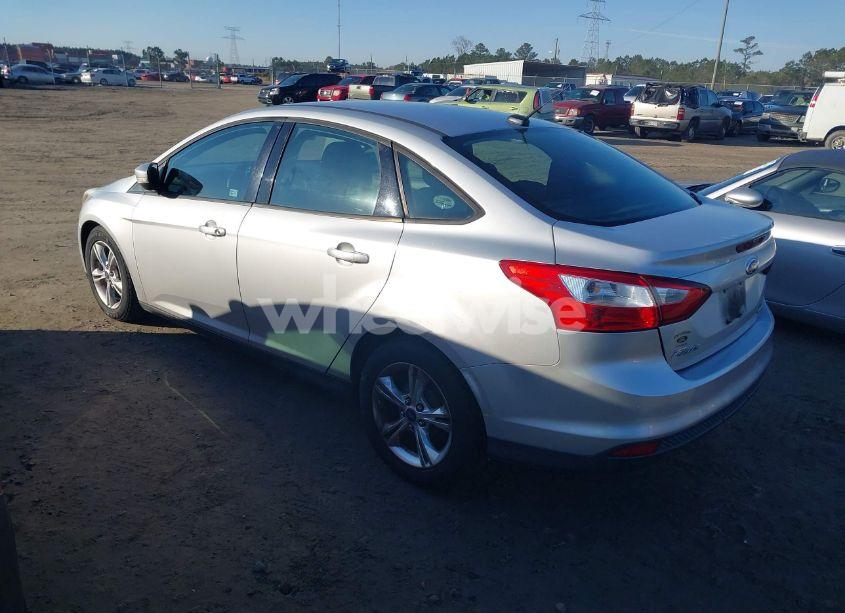 Photo 3 of 2013 Ford Focus SE (VIN 1FADP3F24DL370028)