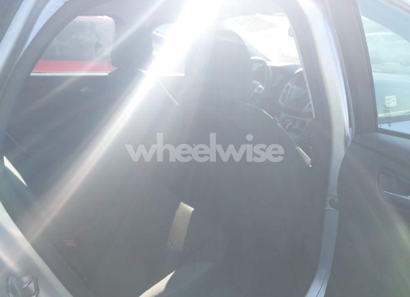 Photo 8 of 2013 Ford Focus SE (VIN 1FADP3F24DL370028)