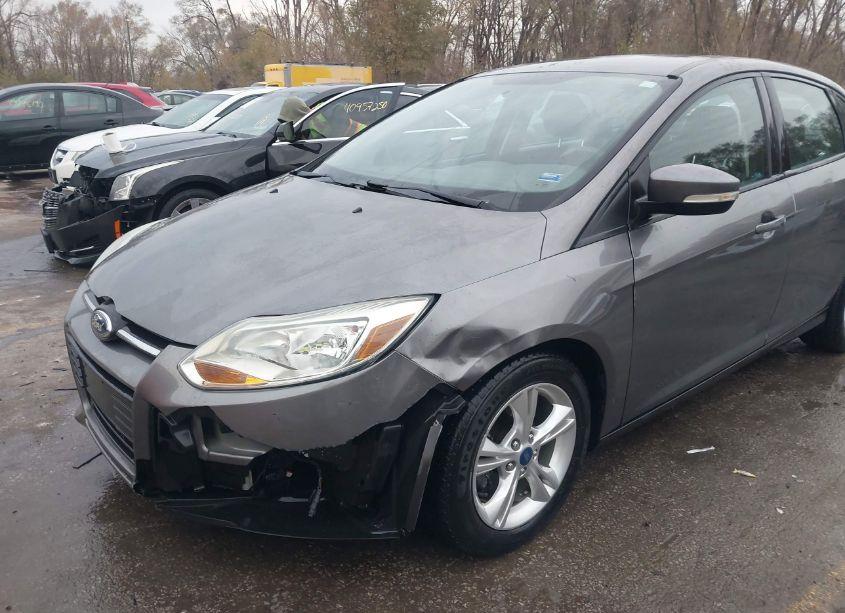 Photo 6 of 2013 Ford Focus SE (VIN 1FADP3F24DL374743)