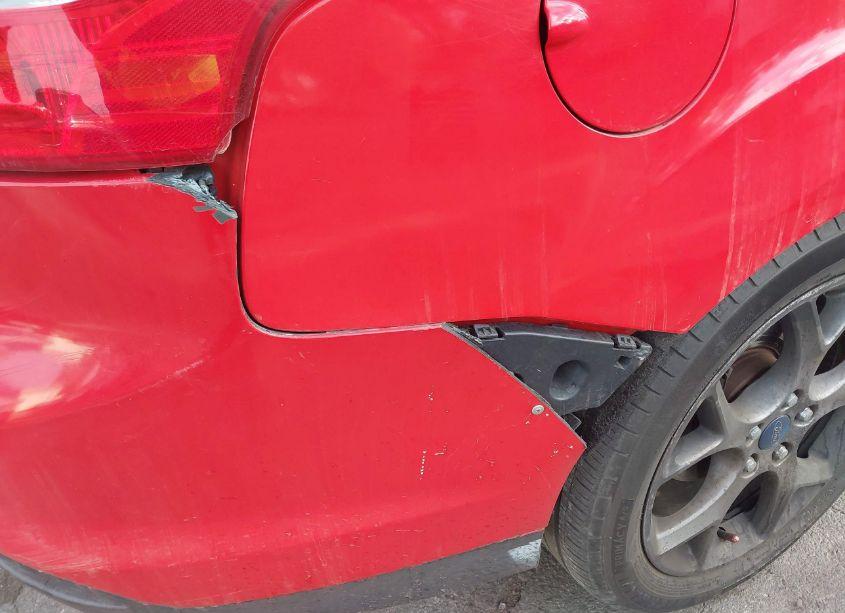 Photo 13 of 2013 Ford Focus SE (VIN 1FADP3F24DL376105)