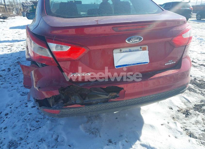 Photo 17 of 2014 Ford Focus SE (VIN 1FADP3F24EL108124)