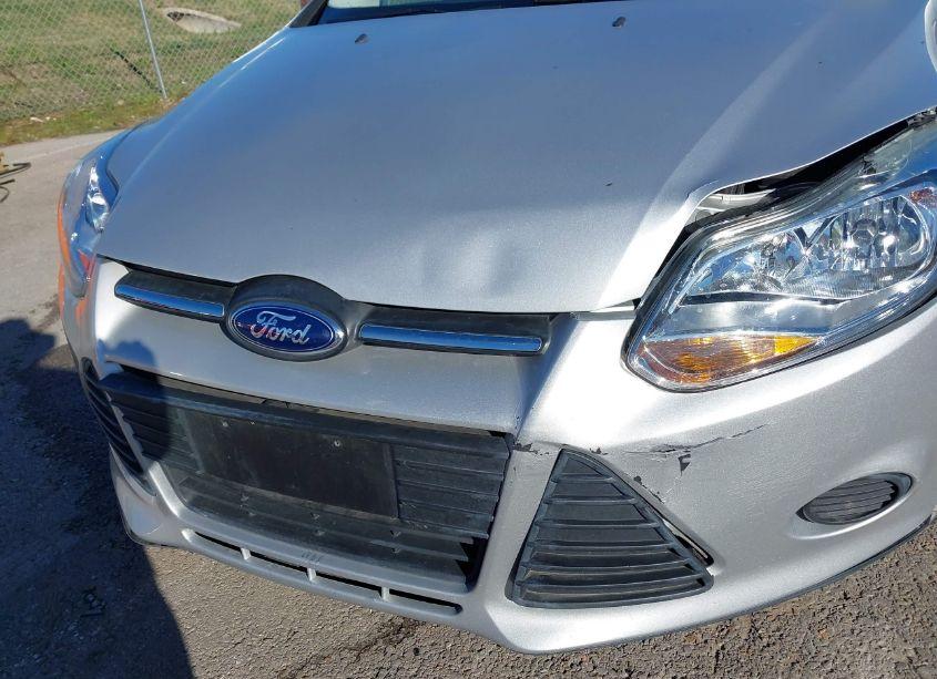 Photo 18 of 2014 Ford Focus SE (VIN 1FADP3F24EL109810)