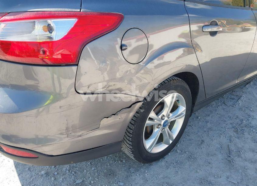 Photo 6 of 2014 Ford Focus SE (VIN 1FADP3F24EL109984)