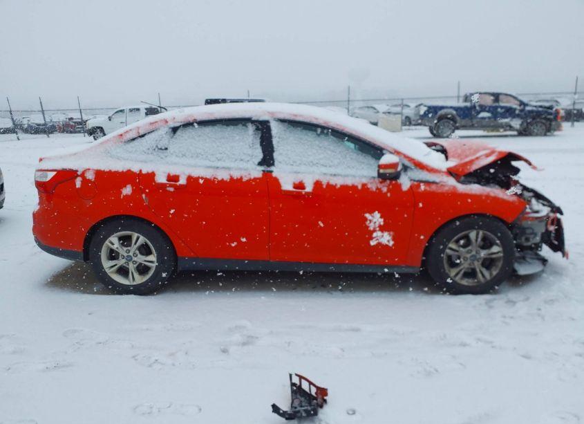 Photo 14 of 2014 Ford Focus SE (VIN 1FADP3F24EL120824)