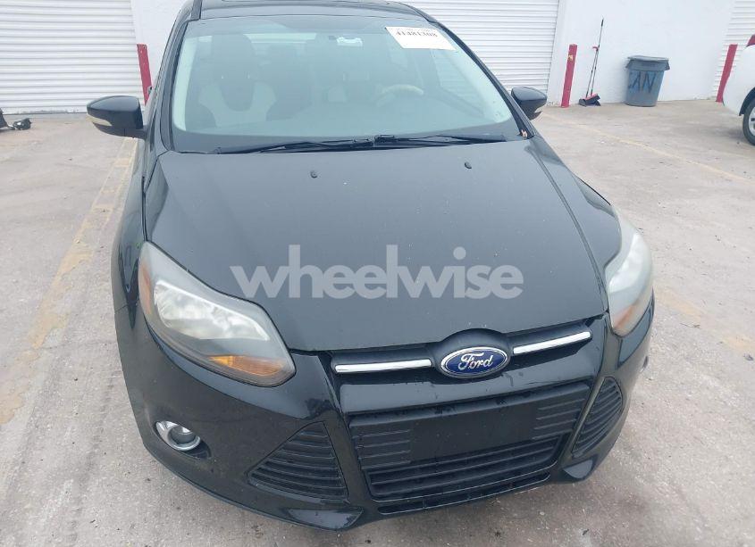 Photo 12 of 2014 Ford Focus SE (VIN 1FADP3F24EL126896)