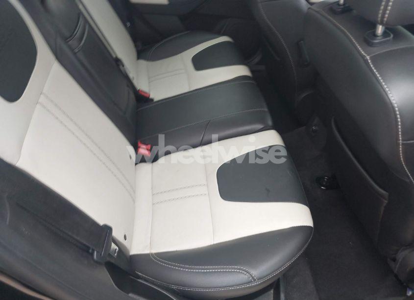 Photo 8 of 2014 Ford Focus SE (VIN 1FADP3F24EL126896)