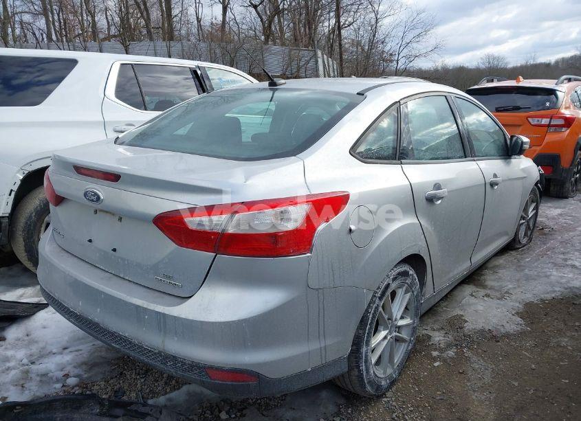 Photo 4 of 2014 Ford Focus SE (VIN 1FADP3F24EL136151)