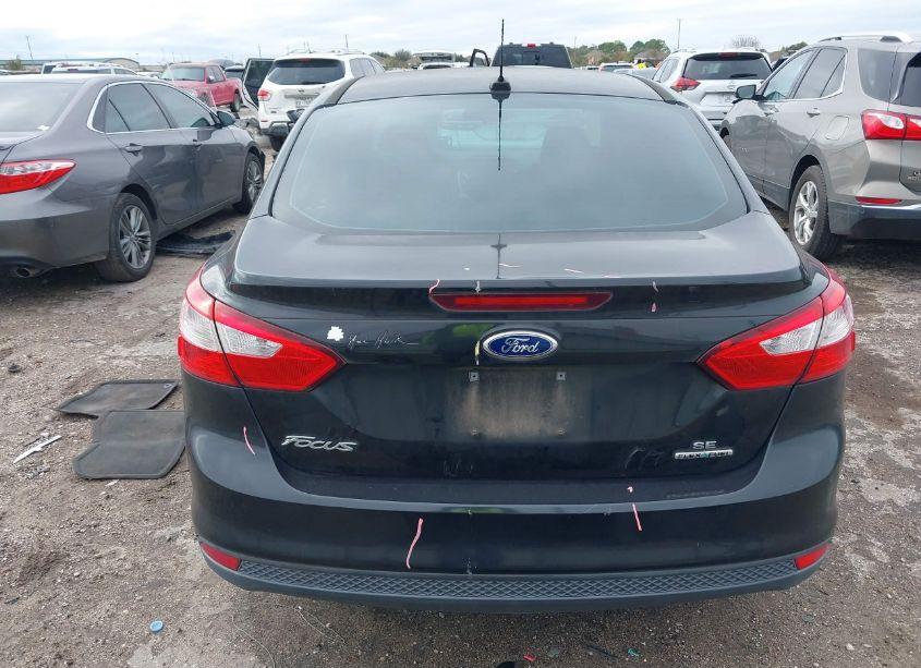 Photo 16 of 2014 Ford Focus SE (VIN 1FADP3F24EL148977)