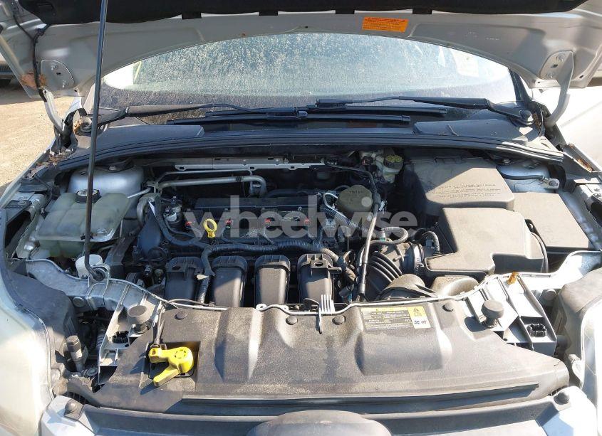 Photo 10 of 2014 Ford Focus SE (VIN 1FADP3F24EL152897)